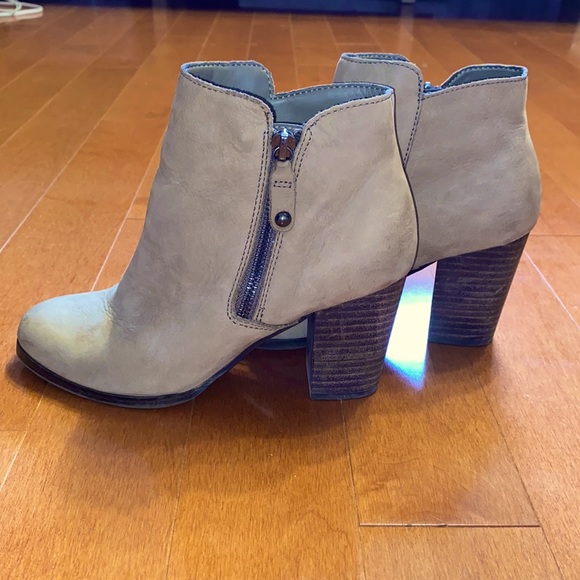 (2/$50) Aldo Booties - Picture 4 of 5